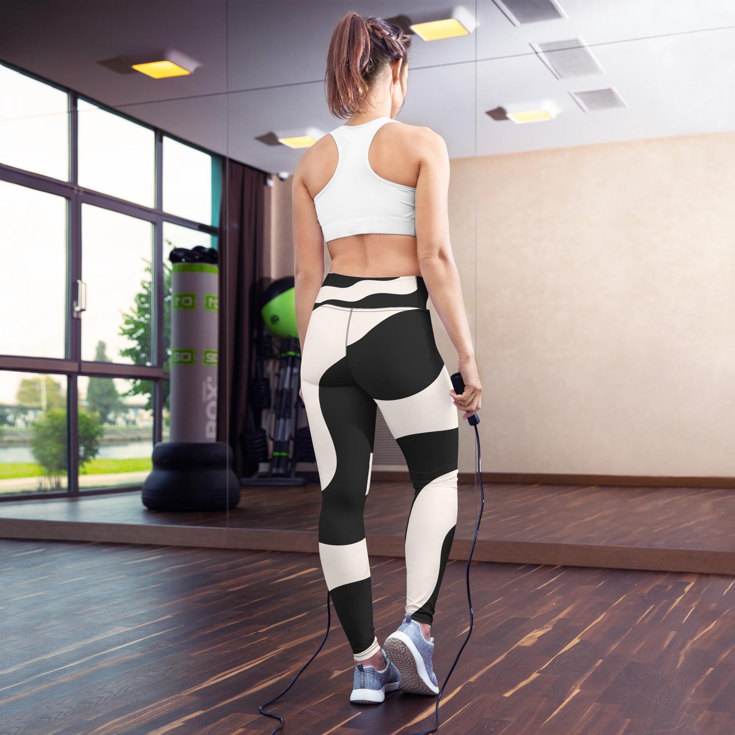 Legging de yoga pour femme – Beige & Noir – Stretch, taille haute, séchage rapide – Graphique Minimaliste