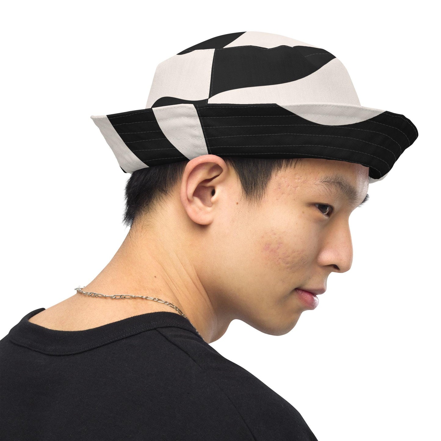 Bob réversible unisexe - beige et noir – graphique minimaliste – vue de profil, coupe old school