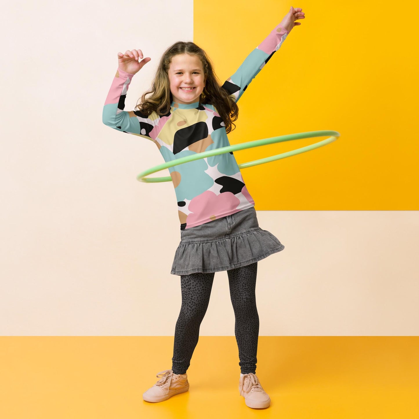 Rash guard pour fille ado – Pastel, Fleuri – Compression légère, respirant & séchage rapide – Minimaliste