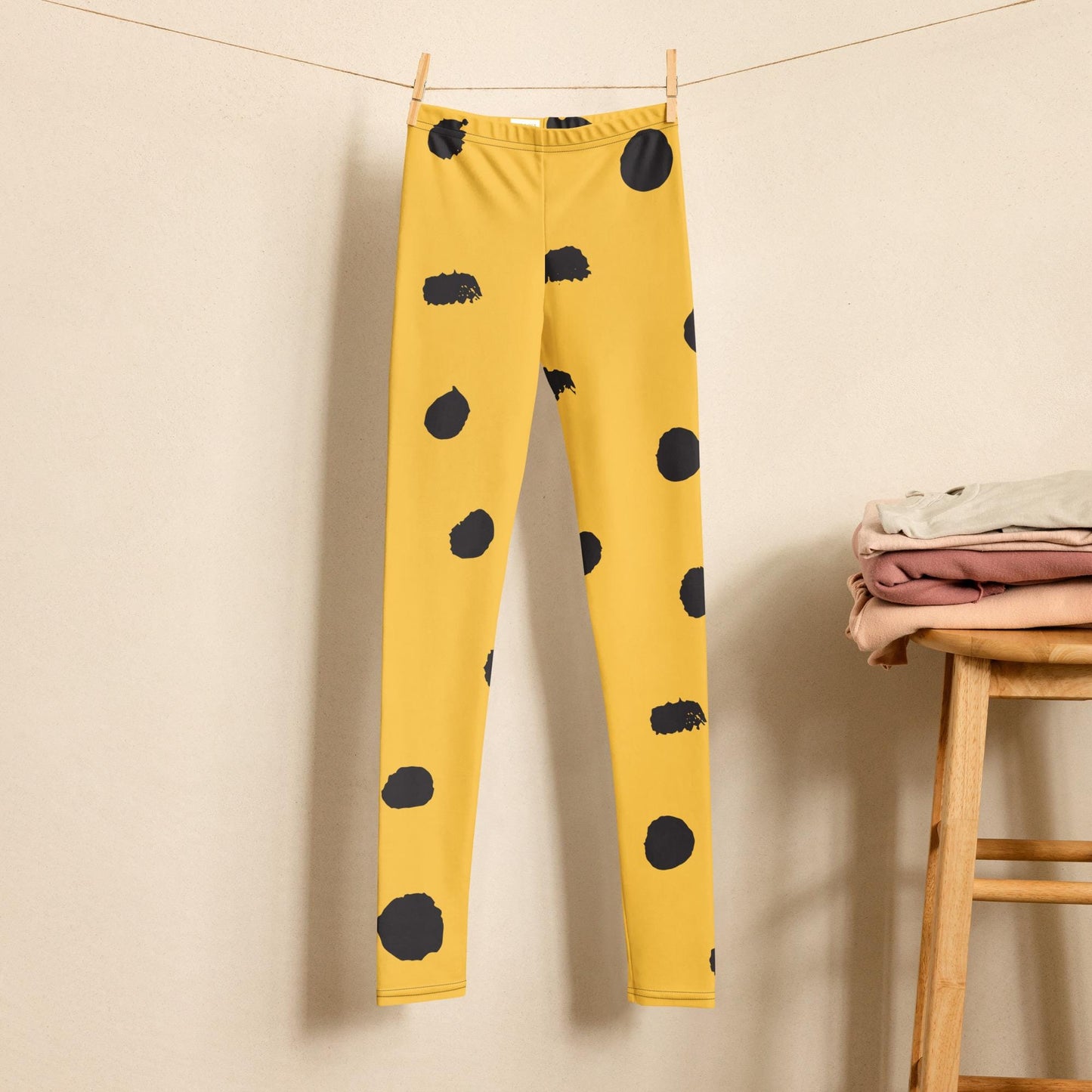Legging fille ado - jaune et noir imprimé animal minimaliste – Détail matière extensible et séchage rapide