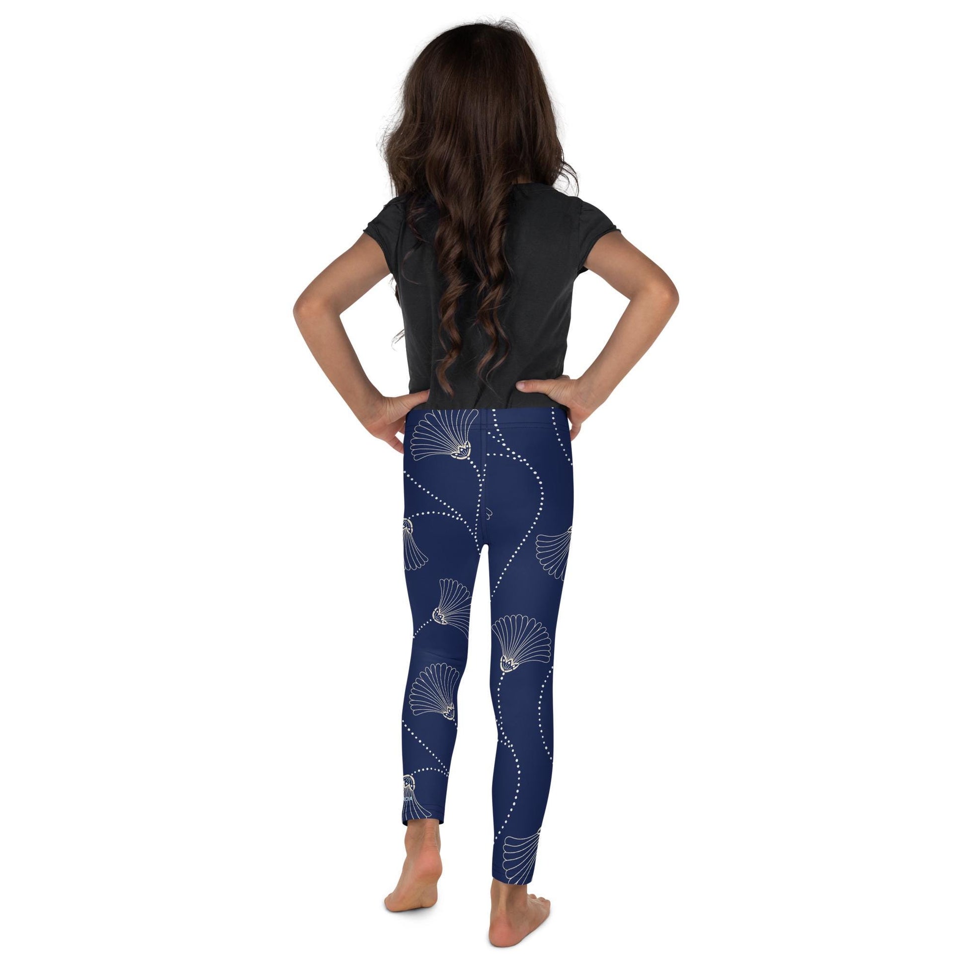 Leggings petite fille portés  – vue de dos, finitions propres - bleu fleuri - motif gymnaste danseuse 